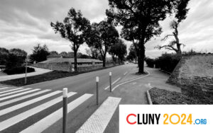 Cluny 2024 sous les voitures un stade