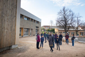 Les parents d'élèves découvrent le chantier de l'école Marie Curie